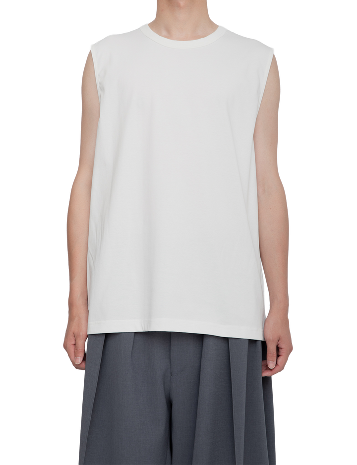 NO SLEEVE TEE