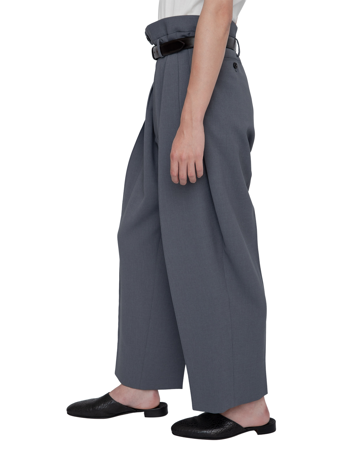 RAINMAKER - 3-PLEATED TROUSERS – Stactile RAINMAKER - 3-PLEATED TROUSERS – Stactile