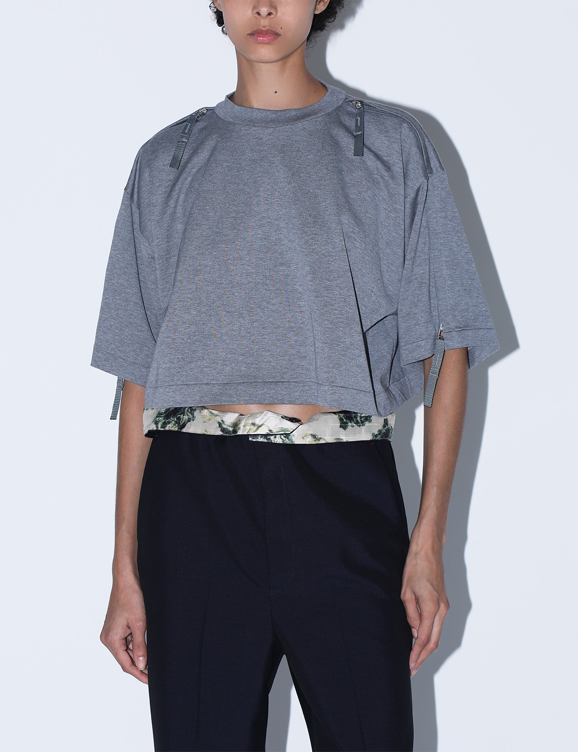 ZIP SLEEVE TEE