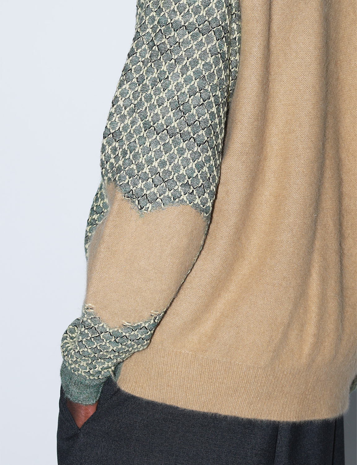 HEART KNIT CARDIGAN