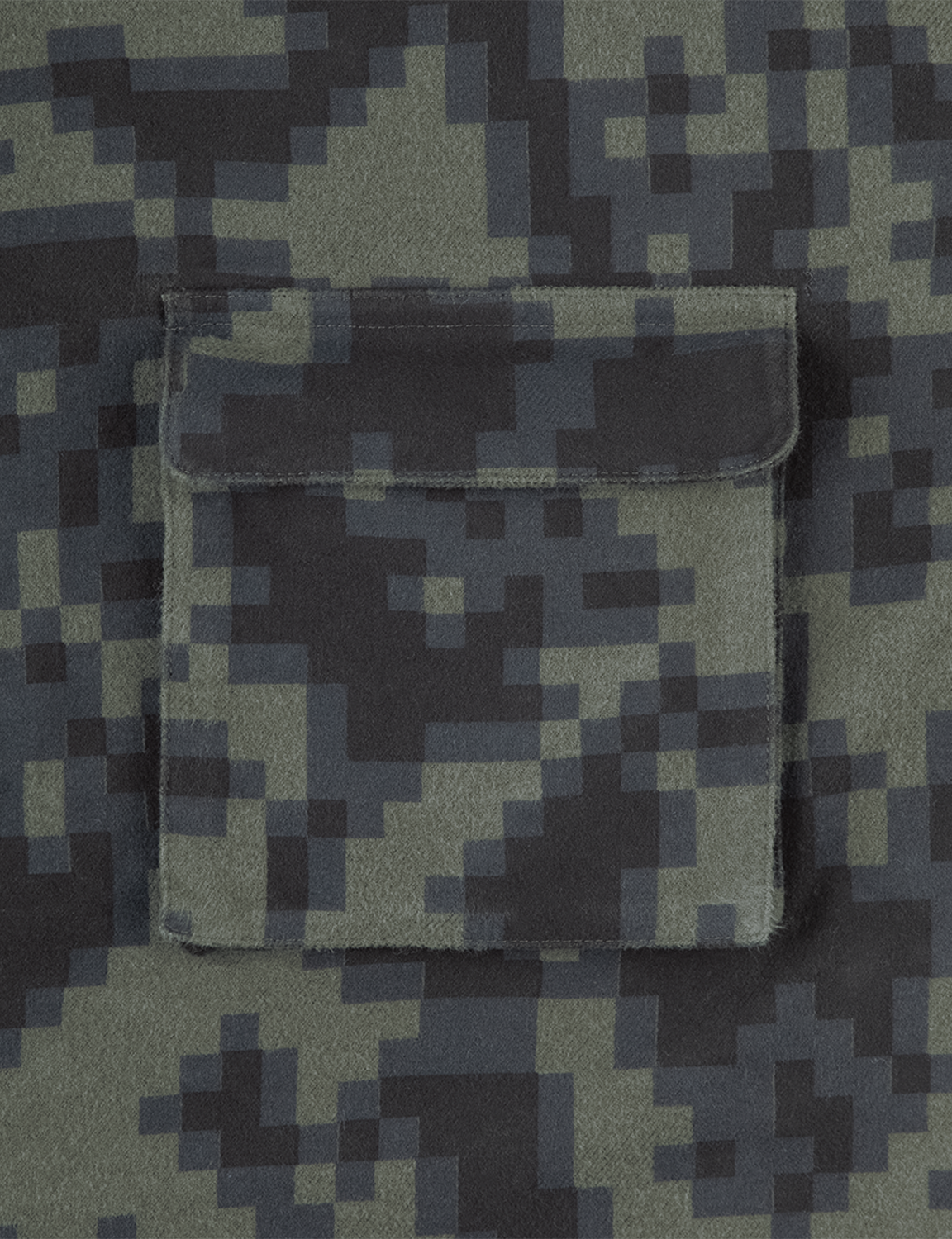 C.E CAV EMPT(シーイー) 2026FW DIGI8 FLANNEL BIG SHIRT フランネルビッグシャツ グリーン ポケットのディテール