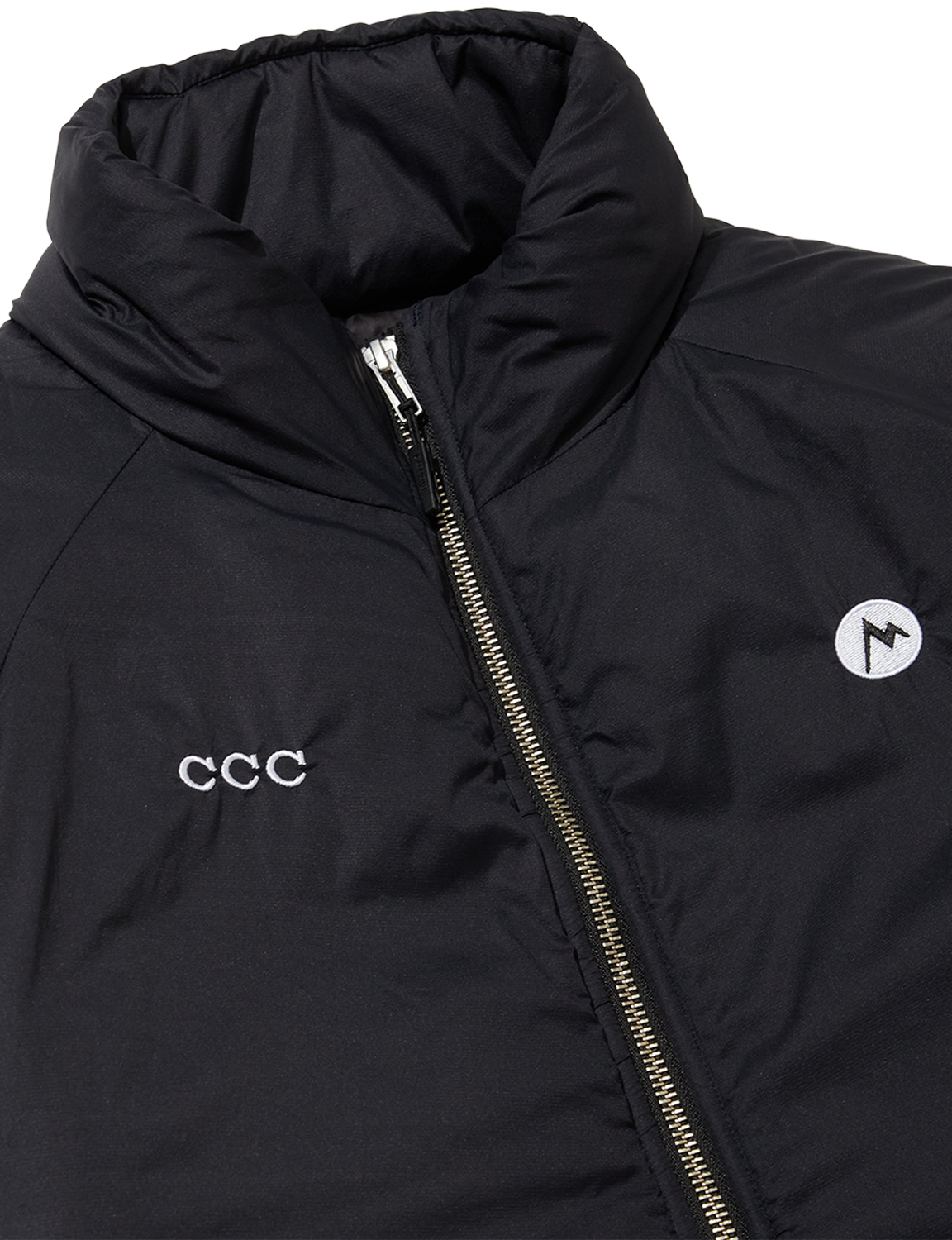 CITY COUNTRY CITY(シティ・カントリー・シティ) 2026FW × Marmot MC PRIMALOFT JACKET 中綿ジャケット ブラック 胸元のロゴのディテール