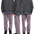 C.E CAV EMPT(シーイー) 2026FW PN ZIP SHORT JACKET ジップショートジャケット チャコール 着用イメージ