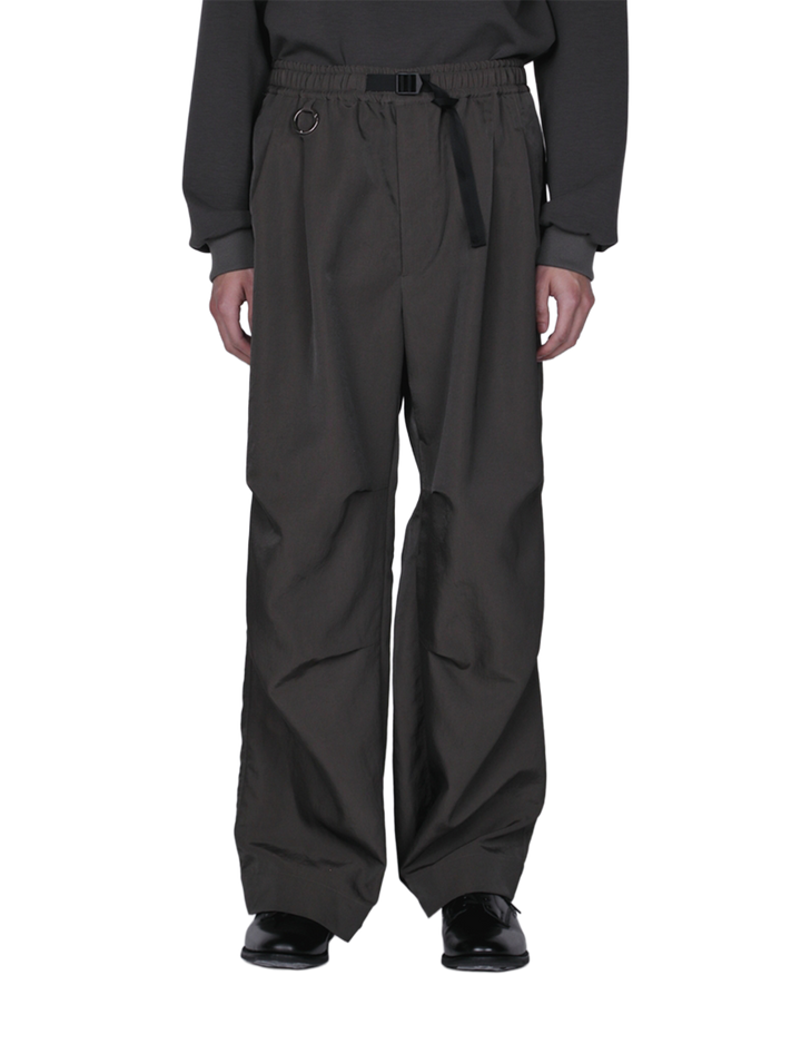 Knee Tuck Wide Easy Pants