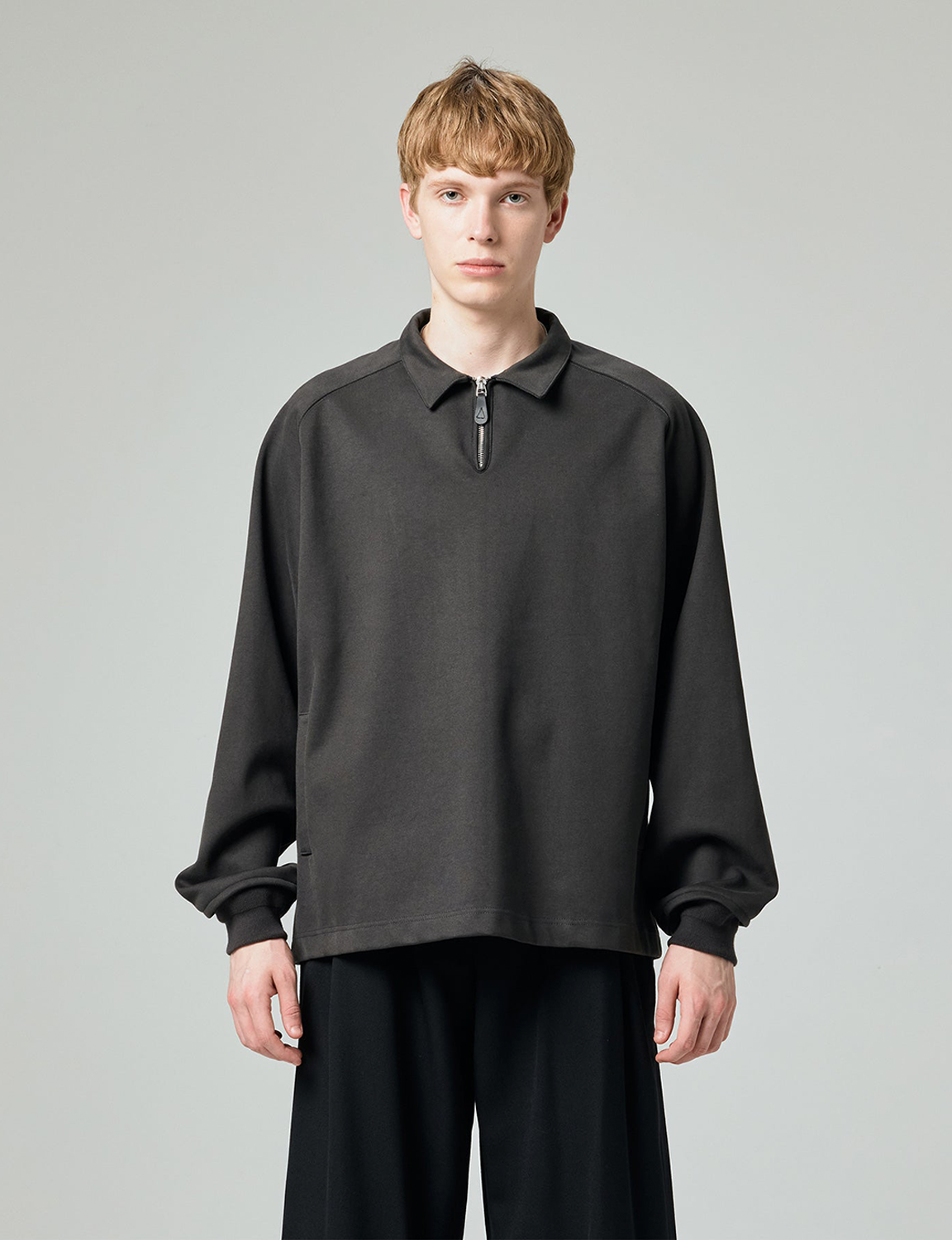 AERO STILL HALF ZIP SWEAT SHIRT