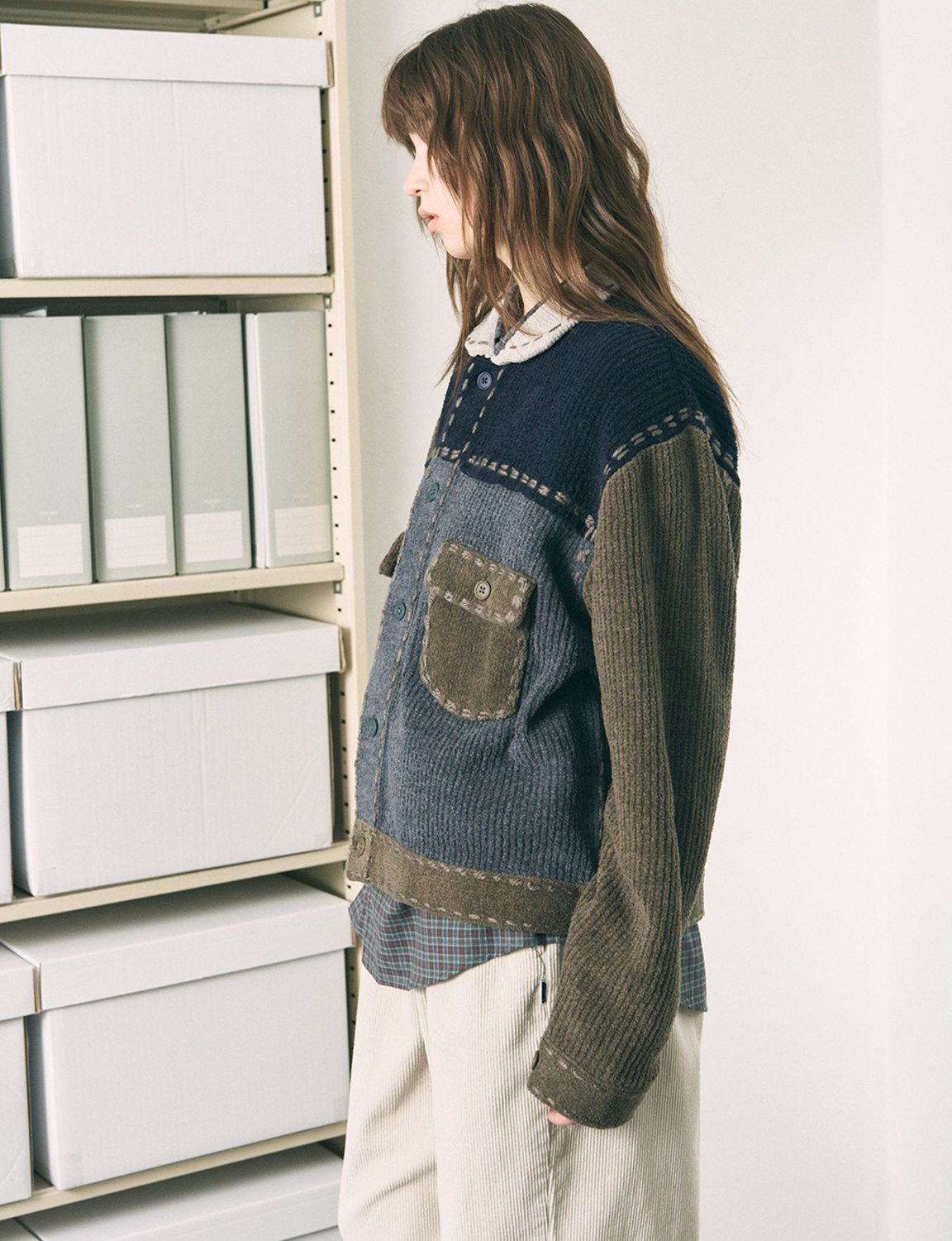 PHINGERIN(フィンガリン) 2026FW PG1 KNIT ニットジャケット マルチカーキ 着用イメージ サイド