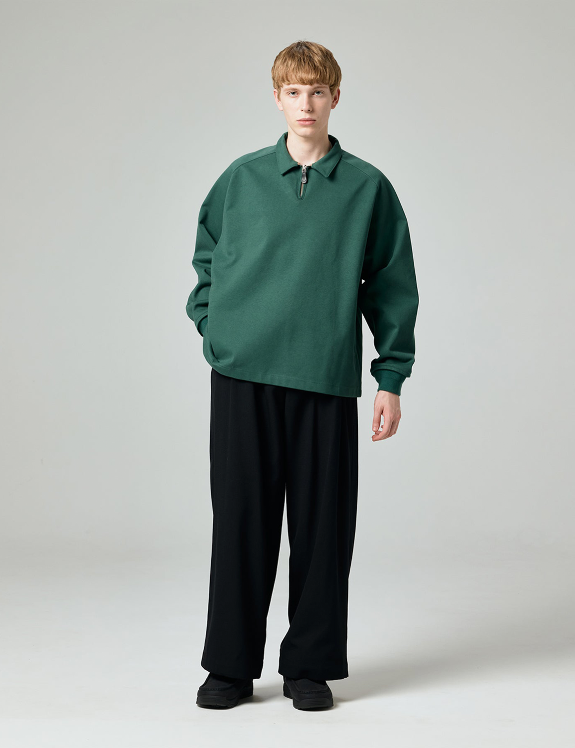 AERO STILL HALF ZIP SWEAT SHIRT