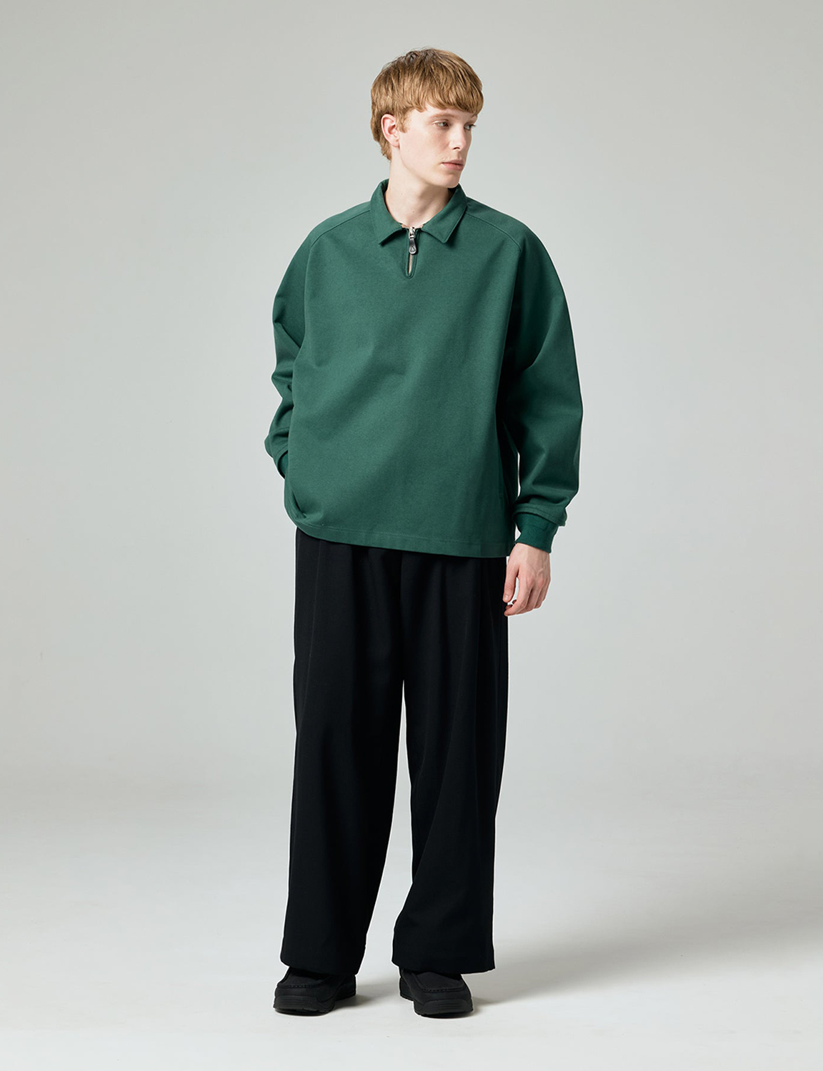 AERO STILL HALF ZIP SWEAT SHIRT