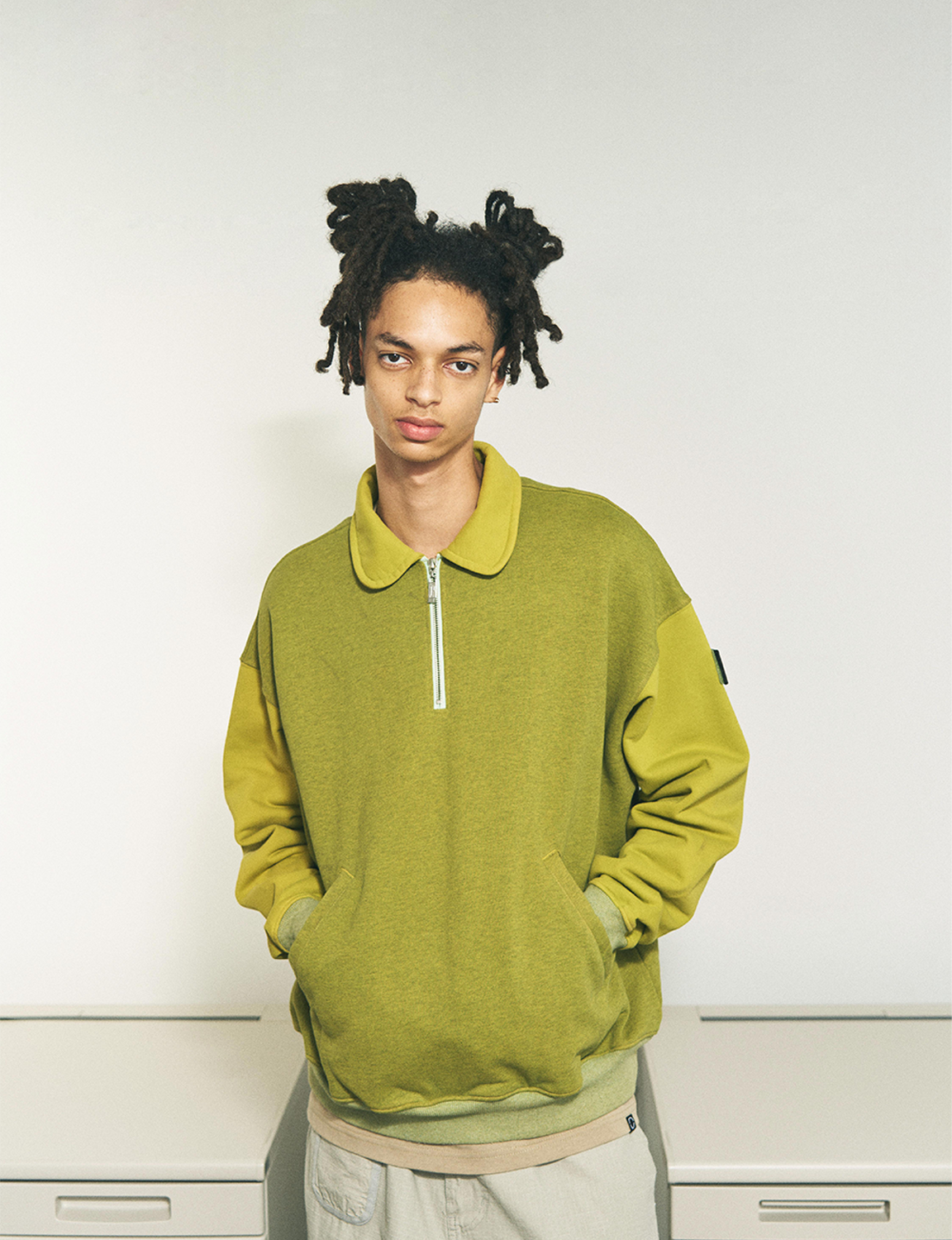 HALF-ZIP COLLAR SWEATSHIRT DYED HEATHER