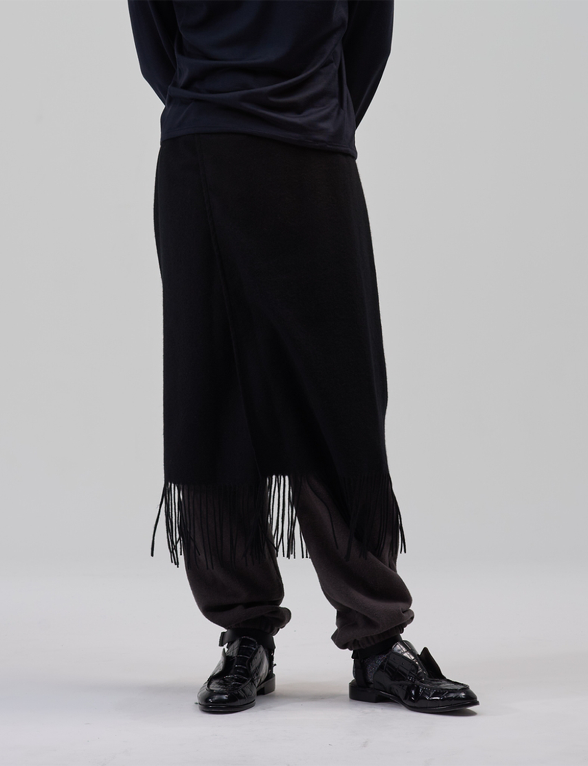 BED j.w. FORD(ベッドフォード) 2026FW Lap robe ウールラップスカート ブラック フロント