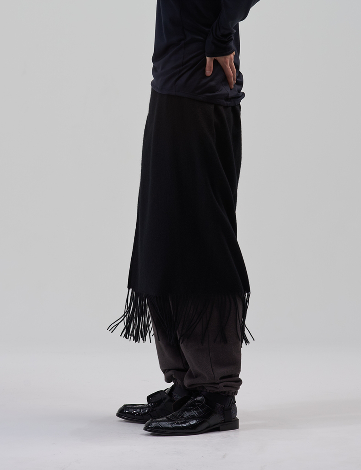 BED j.w. FORD(ベッドフォード) 2026FW Lap robe ウールラップスカート ブラック サイド