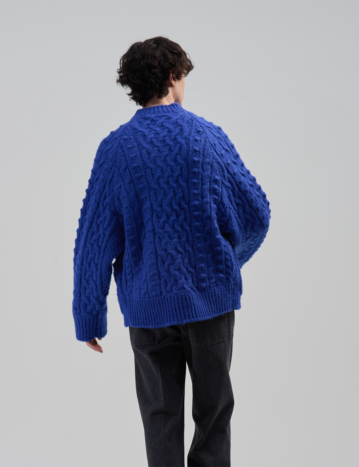 BED j.w. FORD(ベッドフォード) 2026FW Cowichan カウチンニットカーディガン ブルー バック