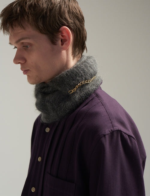 C-neck
