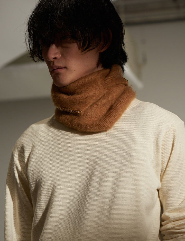 C-neck
