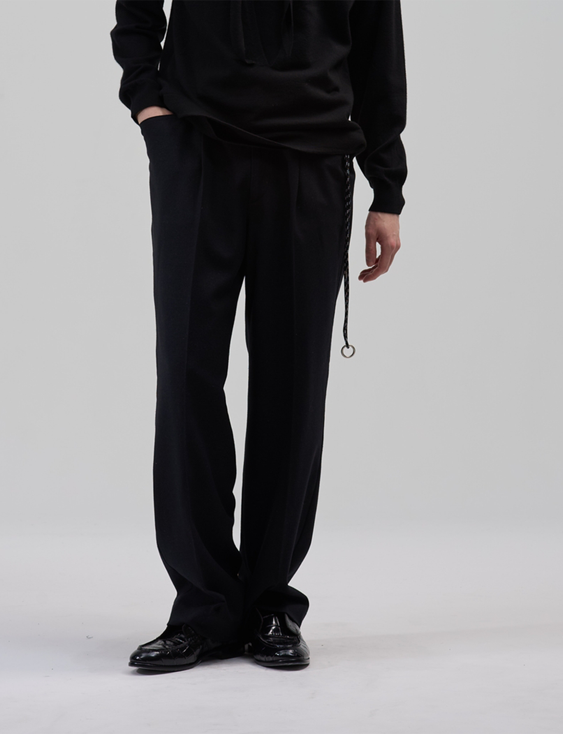 4 Pockets