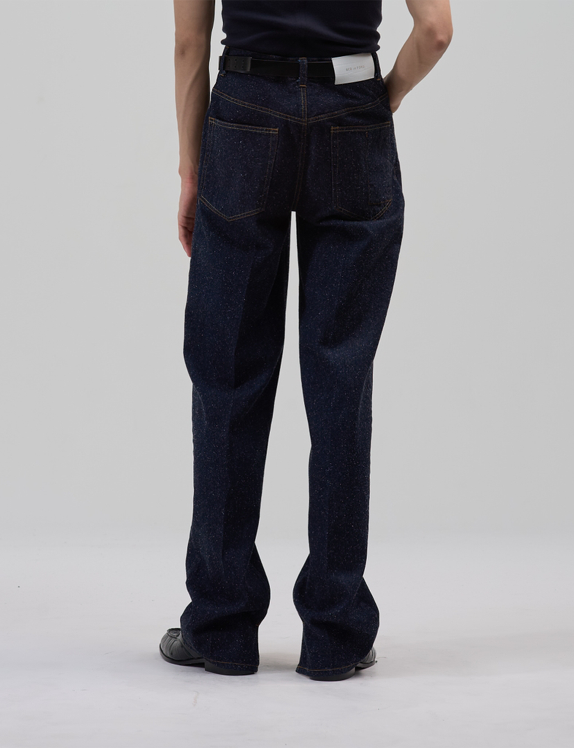 6 Pockets
