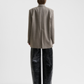Séfr(セファー) 2026FW High Buttoned Blazer ウールオーバーサイズブレザー ベージュメランジ 着用イメージ バック
