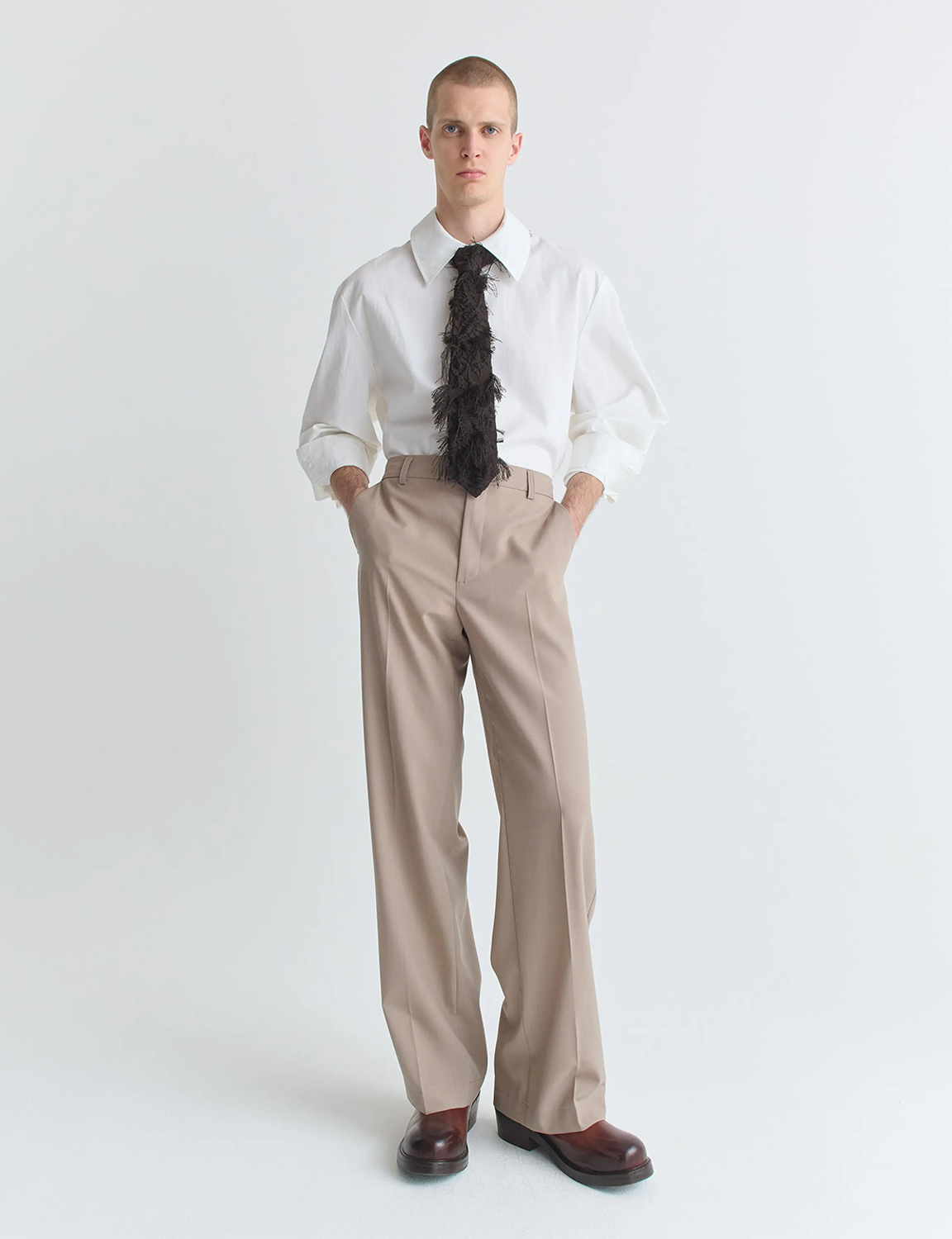 Lyra Tie