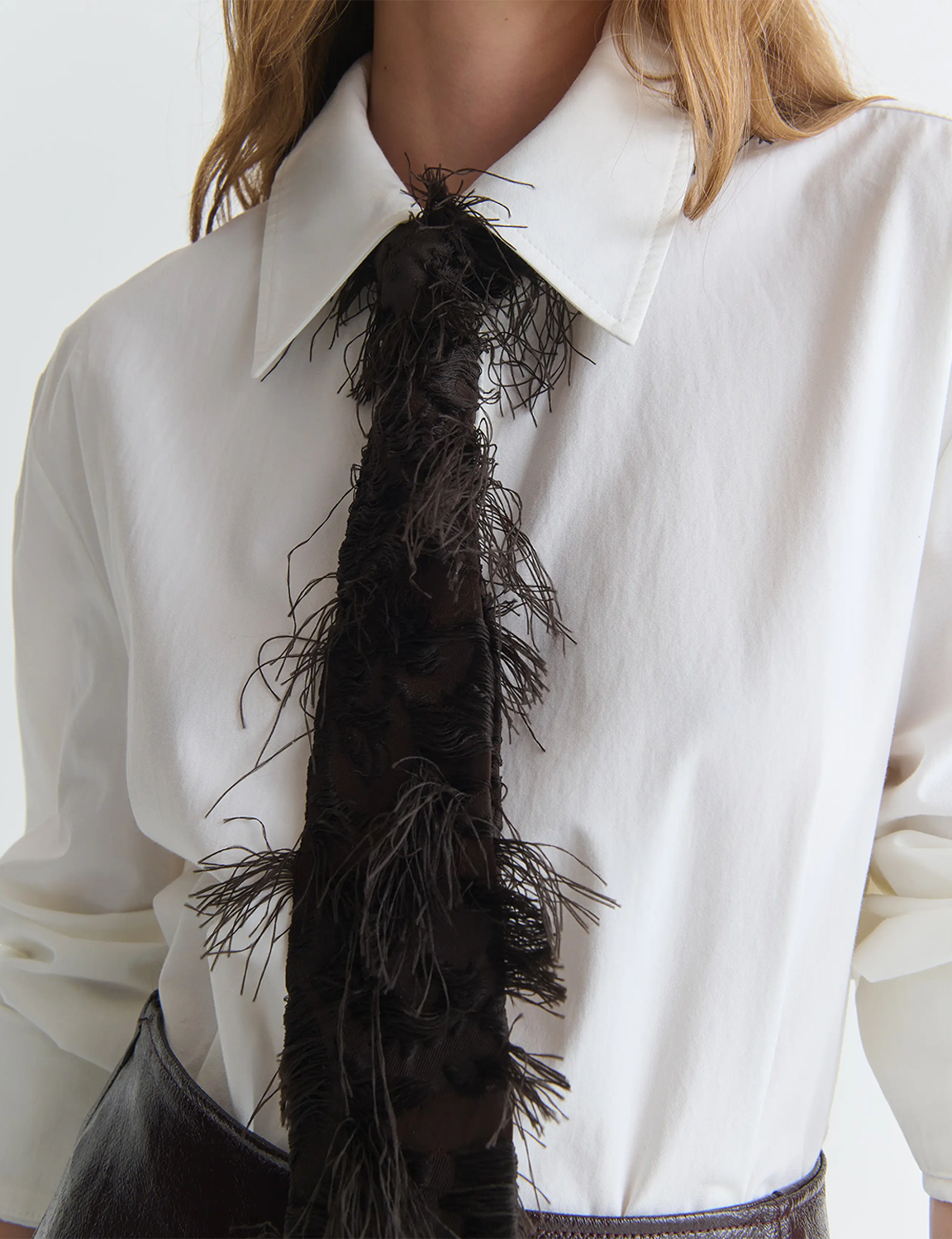 Lyra Tie