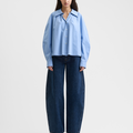 Séfr(セファー) 2026SS Pleated Shirt コットンポプリンプリーツシャツ ライトブルー 着用イメージ フロント
