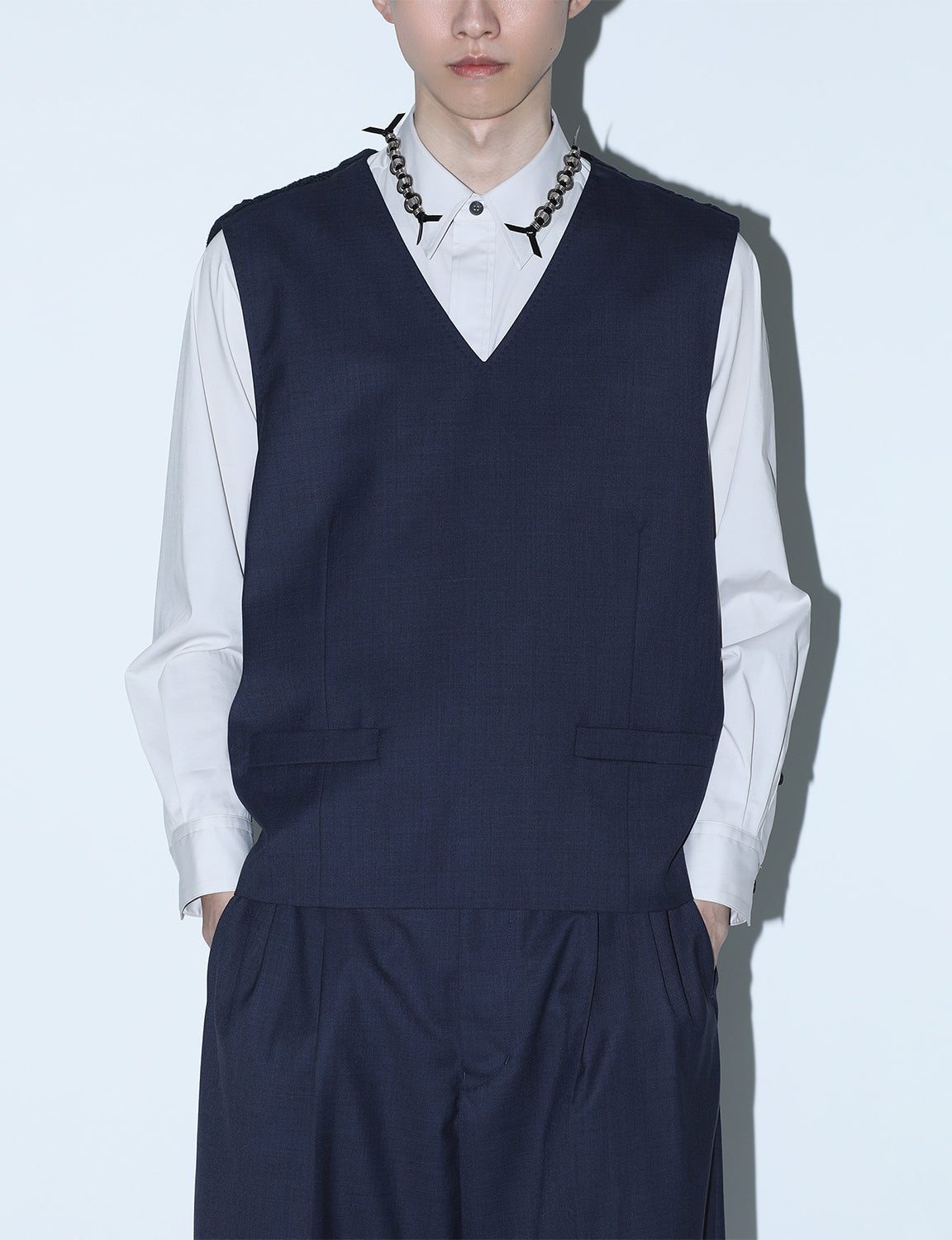 POLYESTER WOOL VEST