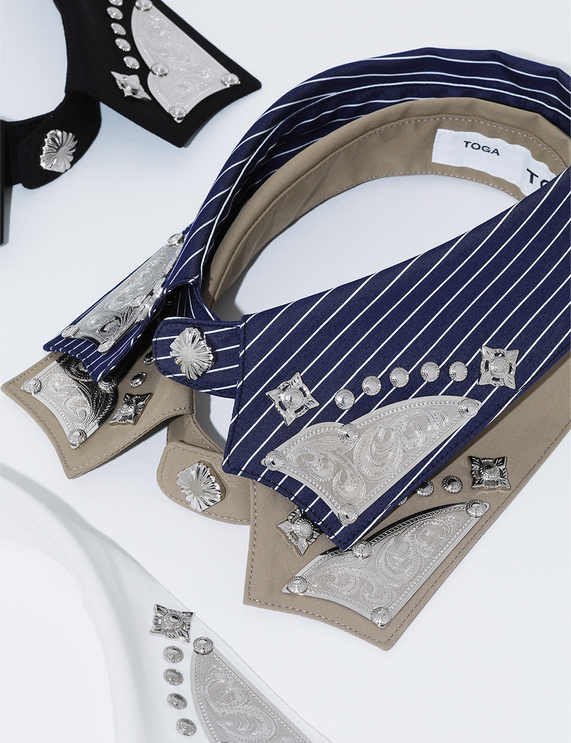 METAL COLLAR