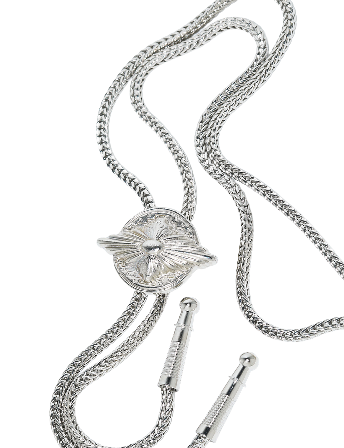 METAL CONCHO LOOP TIE