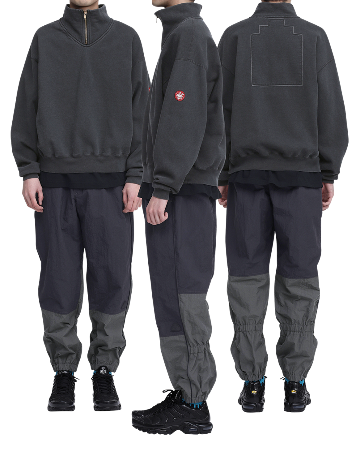 C.E CAV EMPT(シーイー) 2026FW OVERDYE HALF ZIP CASUAL SWEAT ハーフジップスウェット ブラック 着用イメージ